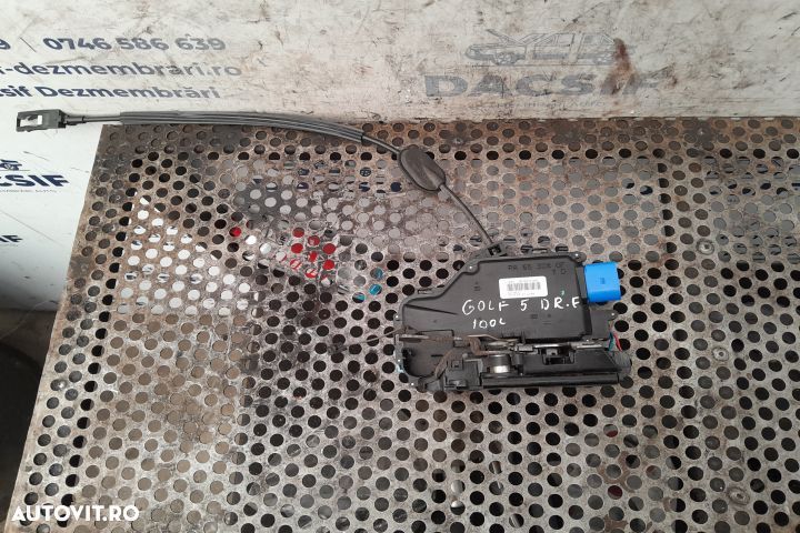 Broasca usa fata dreapta 16AC3D1837016AC Volkswagen VW Golf 5 [2003 - - 3