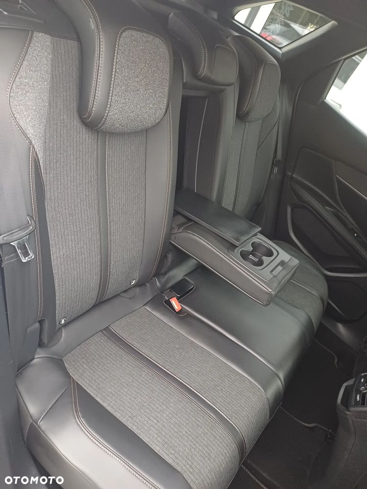 Peugeot 3008 BlueHDi 130 Stop & Start EAT8 GT - 21