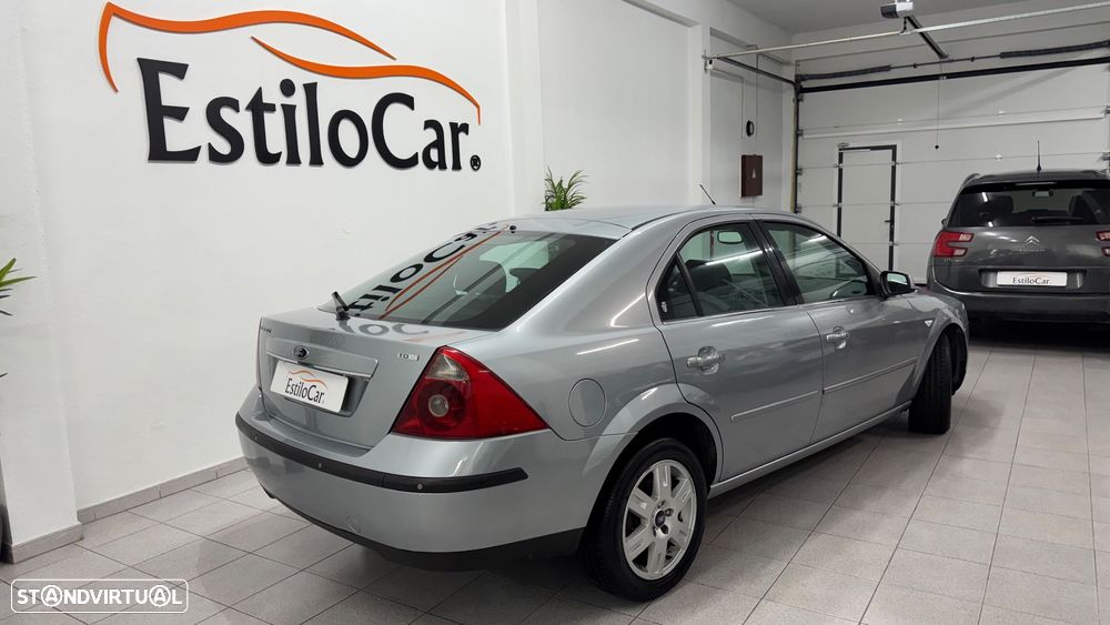 Ford Mondeo 2.0 TDCI Ghia Executive - 15