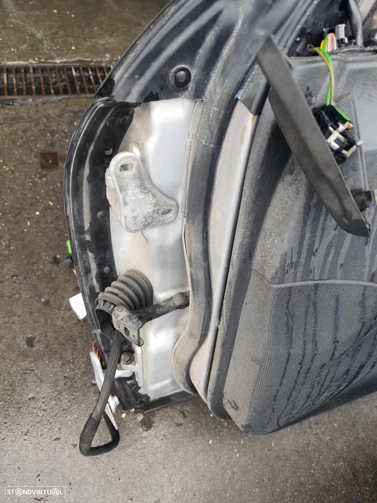 Mercedes CLK c209 PORTA FRENTE DIREITA - PF654 - 9