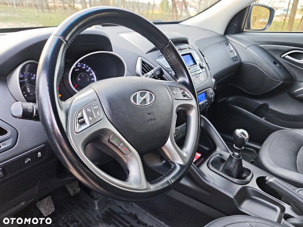 Hyundai ix35 1.7 CRDi 2WD blue Style - 29