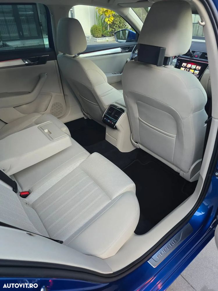 Skoda Superb Combi 1.4 TSI iV DSG Ambition - 8