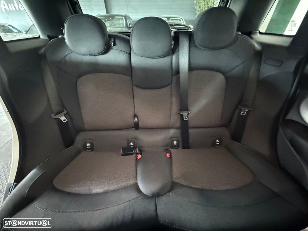 MINI 5 Portas One D - 28