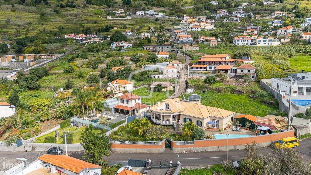 Moradia T4 - Arco da Calheta - Grande imagem: 3/36