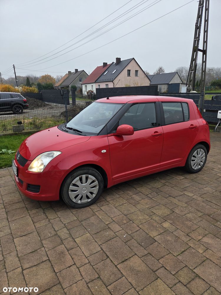 Suzuki Swift 1.3 Club - 7