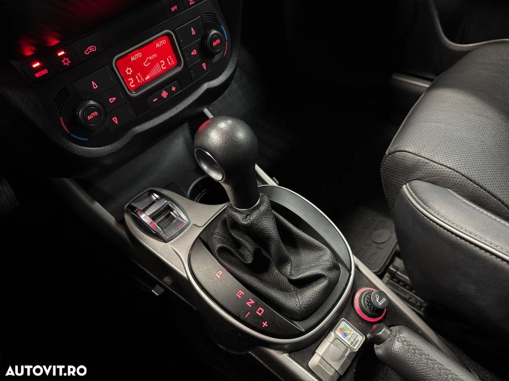 Alfa Romeo Mito TB 1.4 16V MultiAir TCT Super - 12