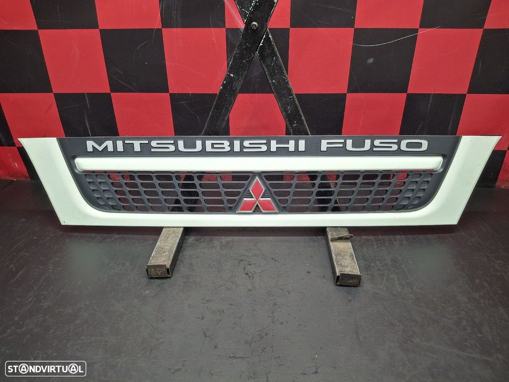 Grelha Da Frente Fuso (Mitsubishi) Canter - 1