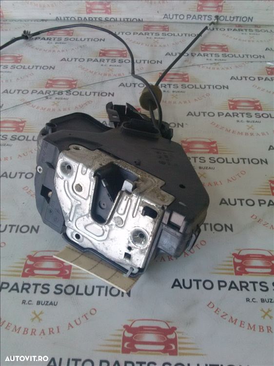 broasca usa dreapta spate m c class 2.2 cdi an fabr. 2005 - 1