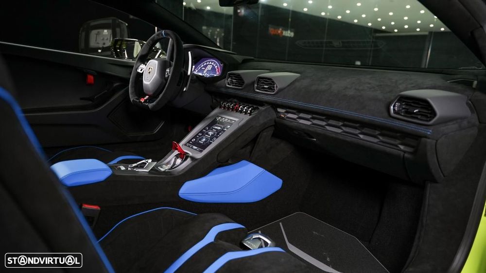 Lamborghini Huracán STO - 9