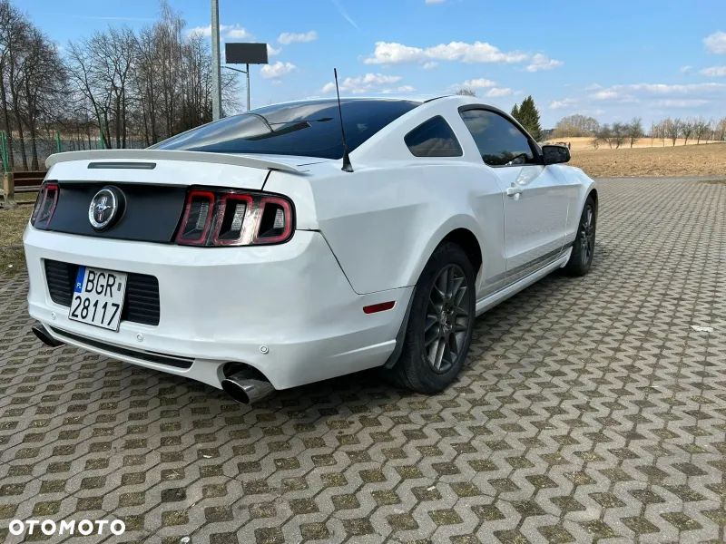 Ford Mustang - 5