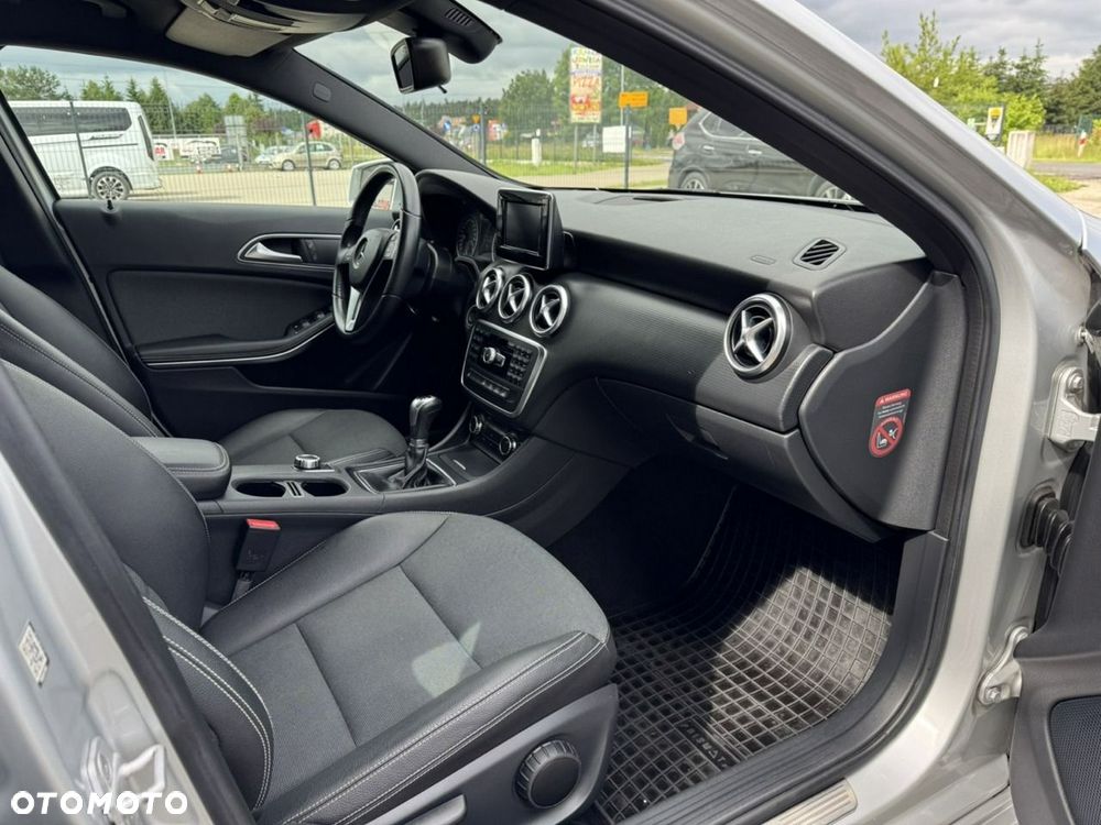 Mercedes-Benz Klasa A 180 - 13