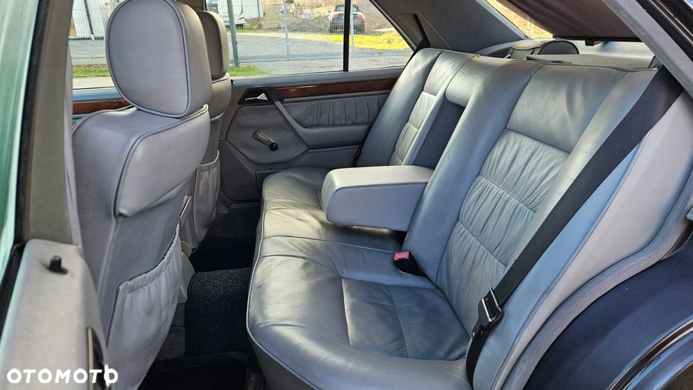 Mercedes-Benz W124 (1984-1993) - 9