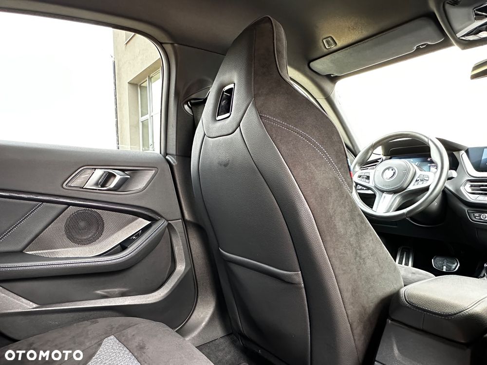BMW Seria 2 220i GT M Sport sport - 32