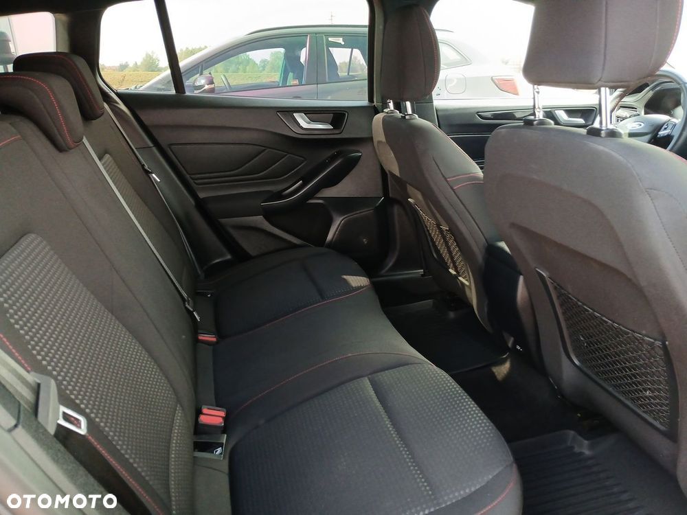 Ford Focus 1.5 EcoBlue Titanium - 10