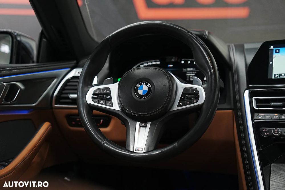 BMW Seria 8 840i - 23