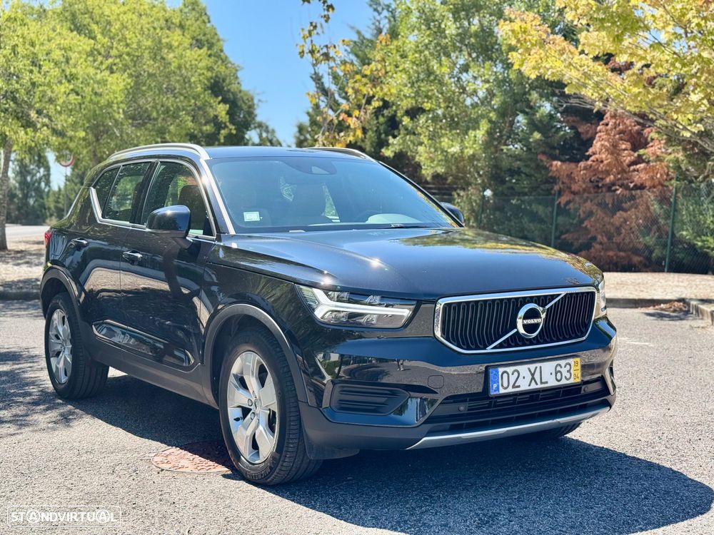 Volvo XC 40 2.0 D3 Momentum Plus - 4