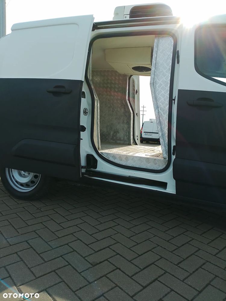 Peugeot Partner Berlingo Combo Doblo L2 Izoterma Chłodnia Mroźnia do lodów minus 20 stopni 220V grzanie 3 osoby - 21