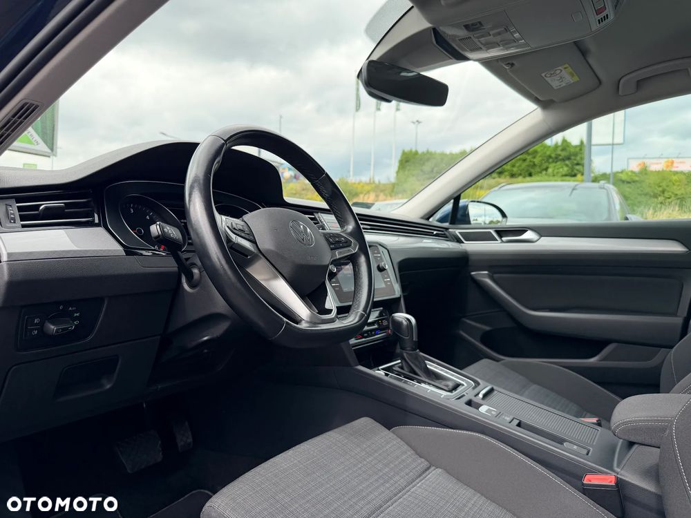 Volkswagen Passat 2.0 TDI EVO Business DSG - 18