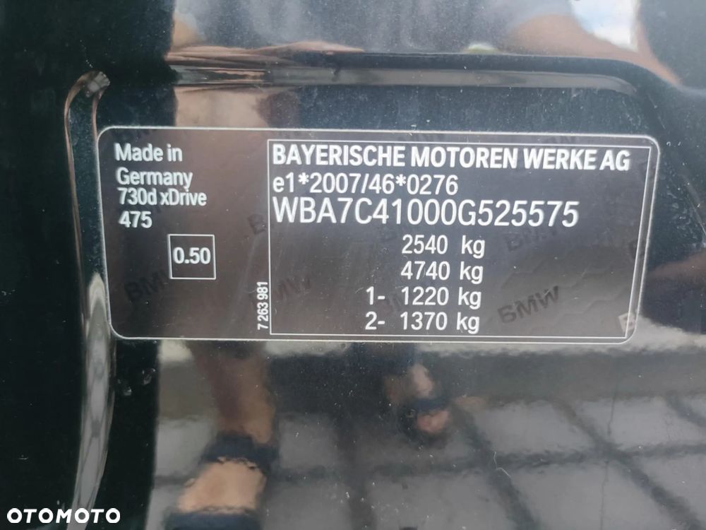 BMW Seria 7 730d xDrive - 28