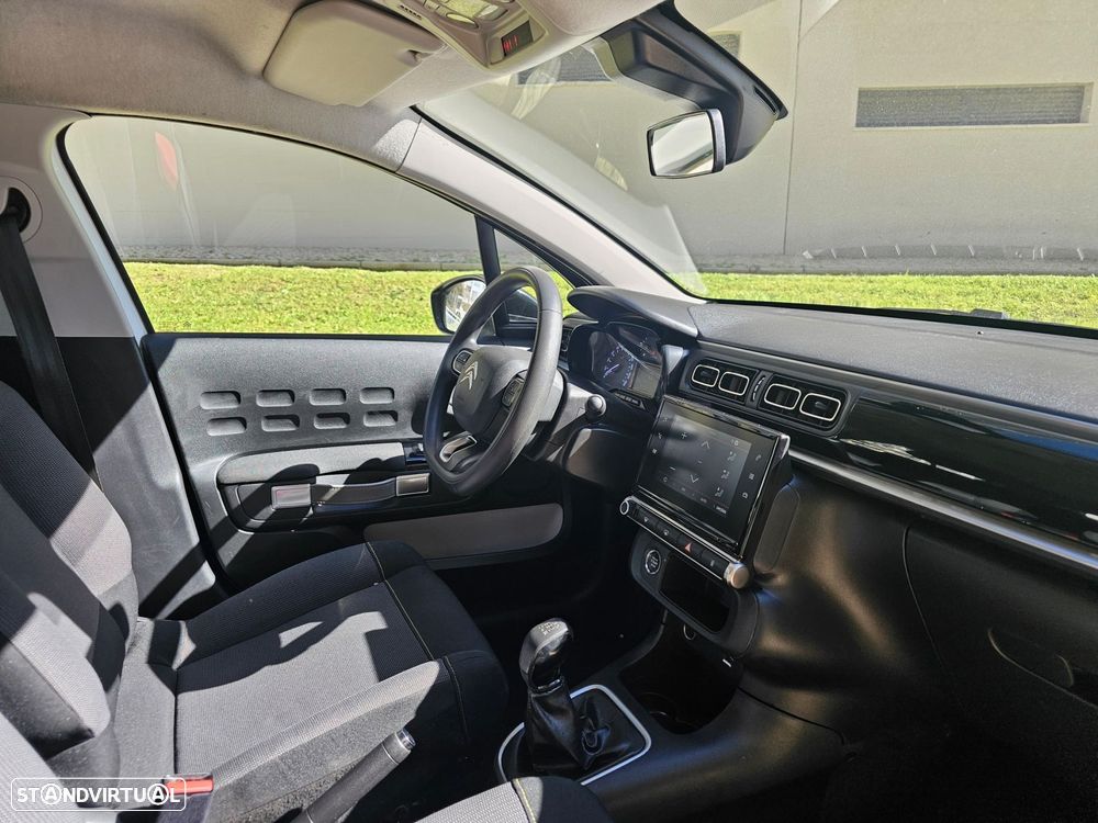 Citroën C3 1.2 PureTech Shine - 10