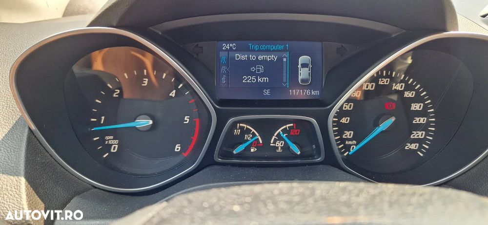 Ford Kuga 2.0 TDCi 2x4 Business Edition - 8