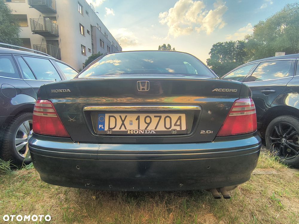 Honda Accord 2.0 ES - 6