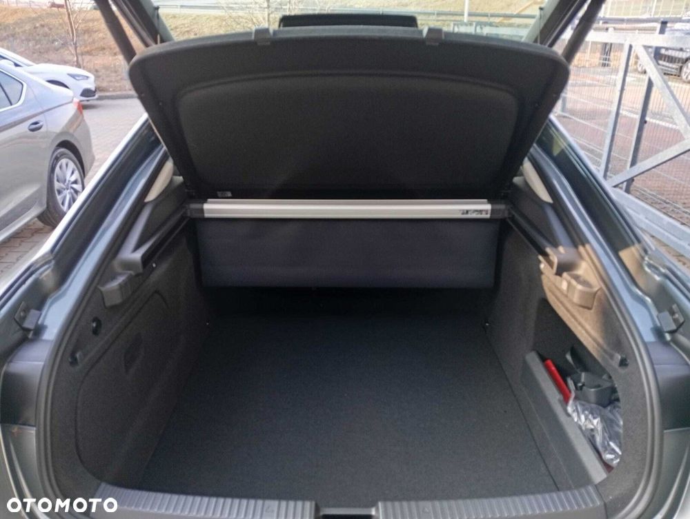 Skoda Superb 2.0 TDI SCR Edition 130 DSG - 23