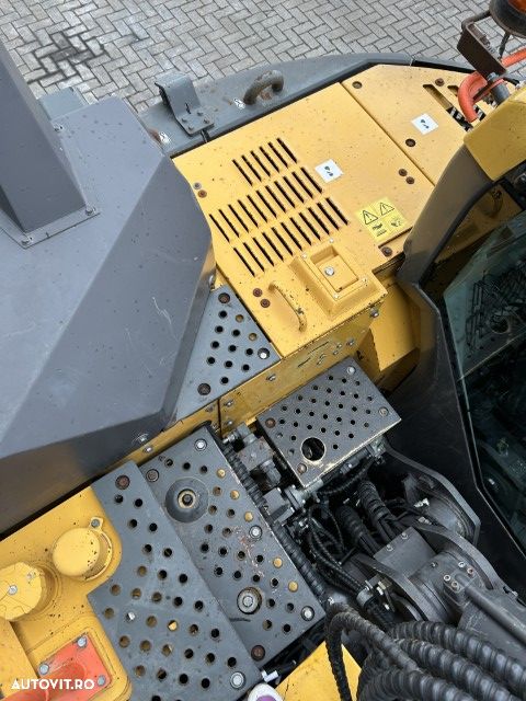 Volvo ECR145EL - 14
