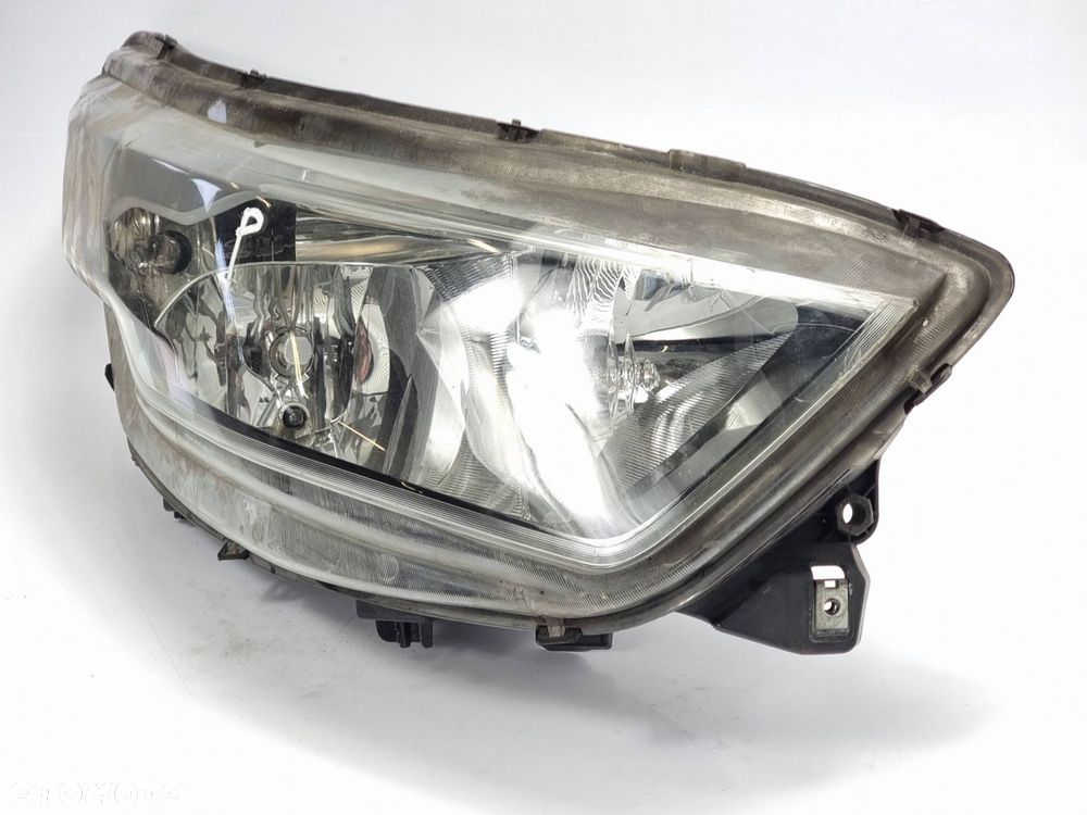 LAMPA PRAWA PRZÓD IVECO DAILY 35S17 5801473749 - 2