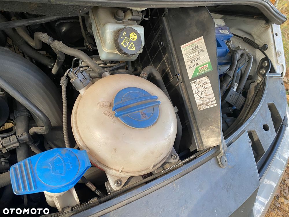 Volkswagen T5 Juzjade - 12