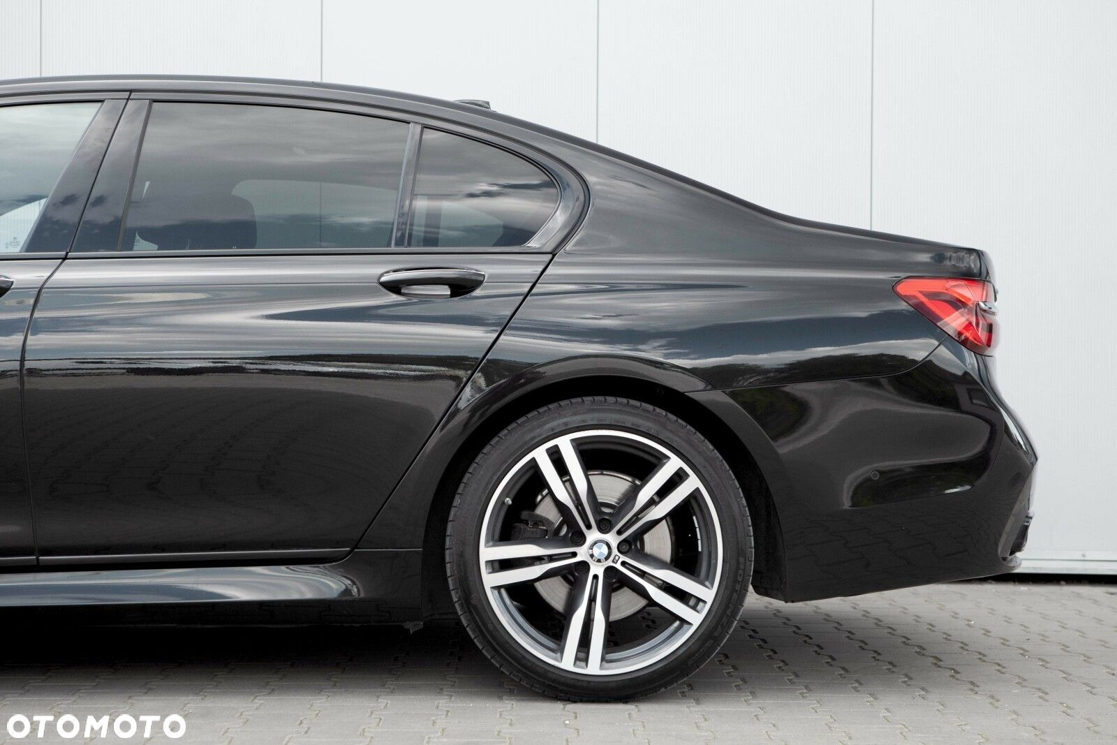 BMW Seria 7 740d xDrive - 10