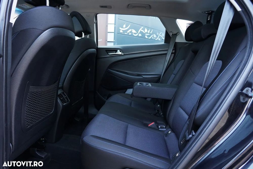 Hyundai Tucson 2.0 CRDI 4WD Automatik Style - 10