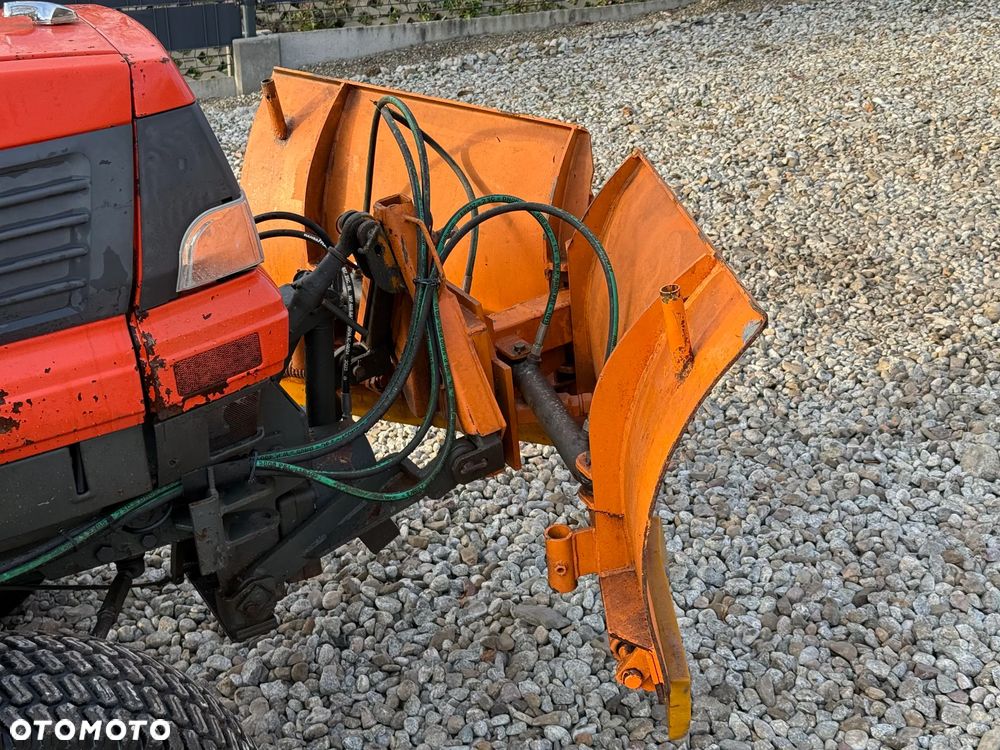 Kubota * Traktor KUBOTA L4200 * 4x4 * Pług Piaskarka * Wałek Przód Tył * Sprowadzony* Zimowe Utrzymanie - 11