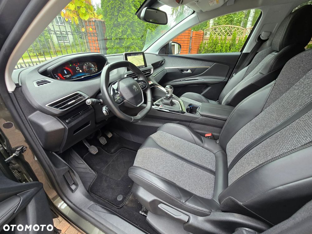 Peugeot 3008 1.2 PureTech Allure - 6