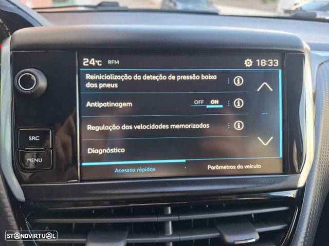 Peugeot 208 1.2 PureTech Signature - 20