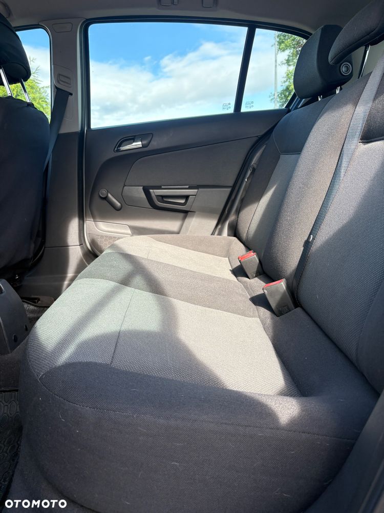 Opel Astra - 15