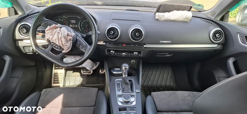 Audi A3 Sportback - 3