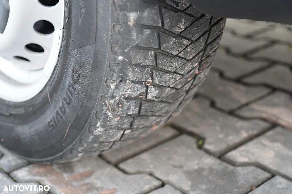 Iveco DAILY 35-150 / FRIGORIFER / UNITATE PULSOR 400 MT / MULTIMEMBRU / PERETE DESPARTĂ / Importat - 15