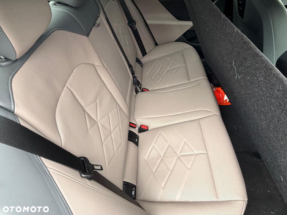 BMW Seria 5 540d xDrive - 9