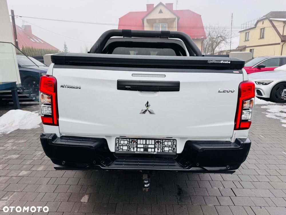 Mitsubishi L200 Pick Up 4x4 S&S Autm Double Cab Top - 13