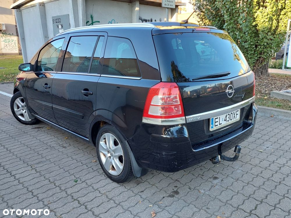 Opel Zafira - 4