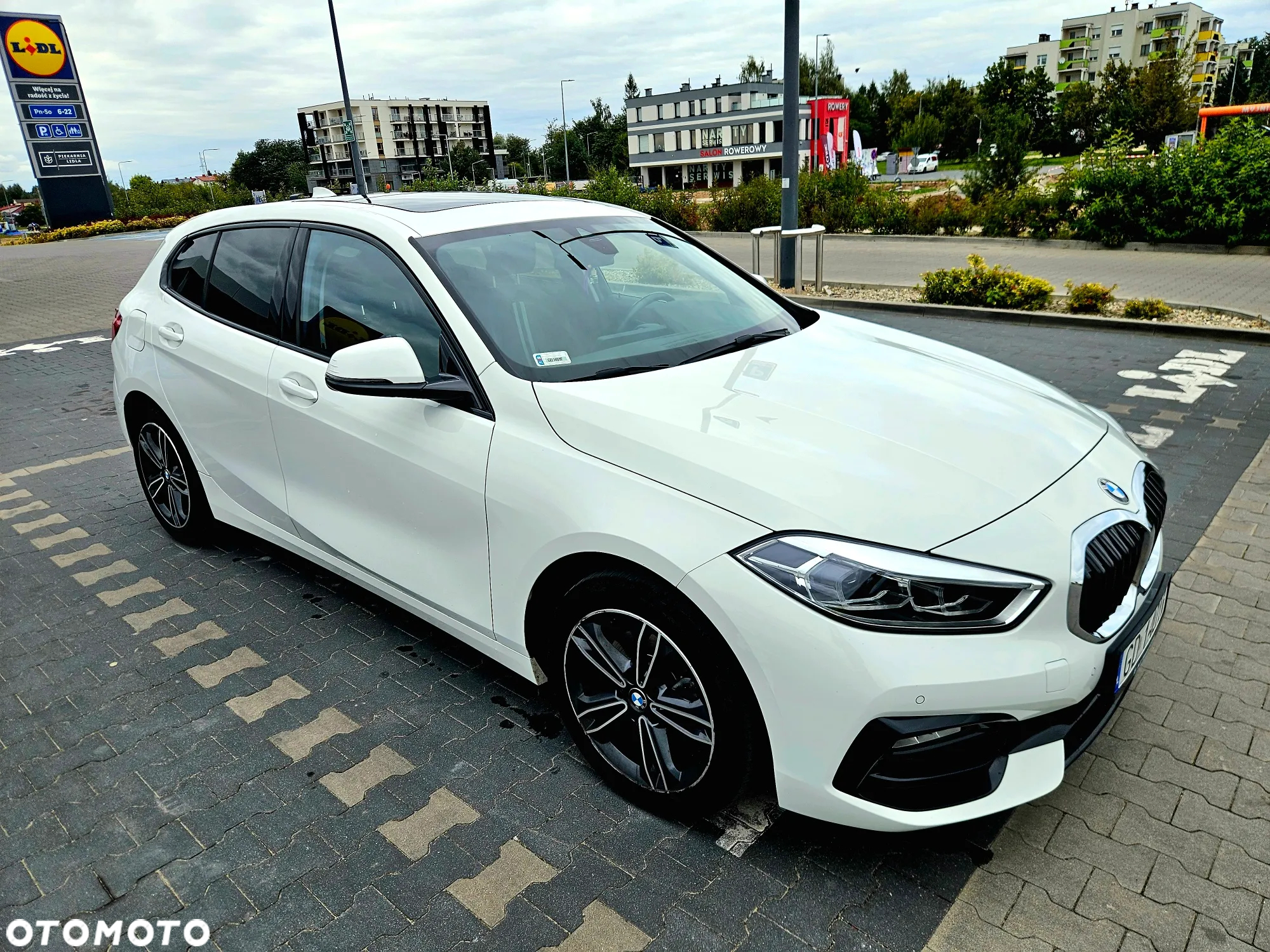 BMW Seria 1 118i Sport Line - 2