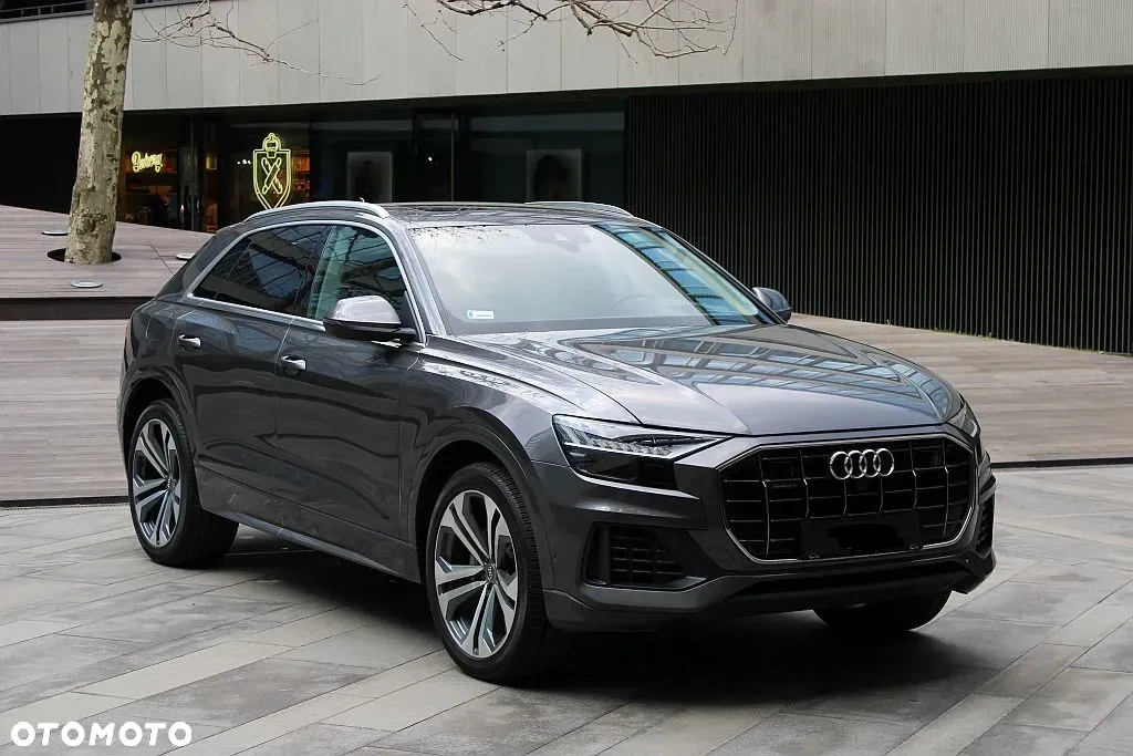 Audi Q8 55 TFSI quattro tiptronic - 2