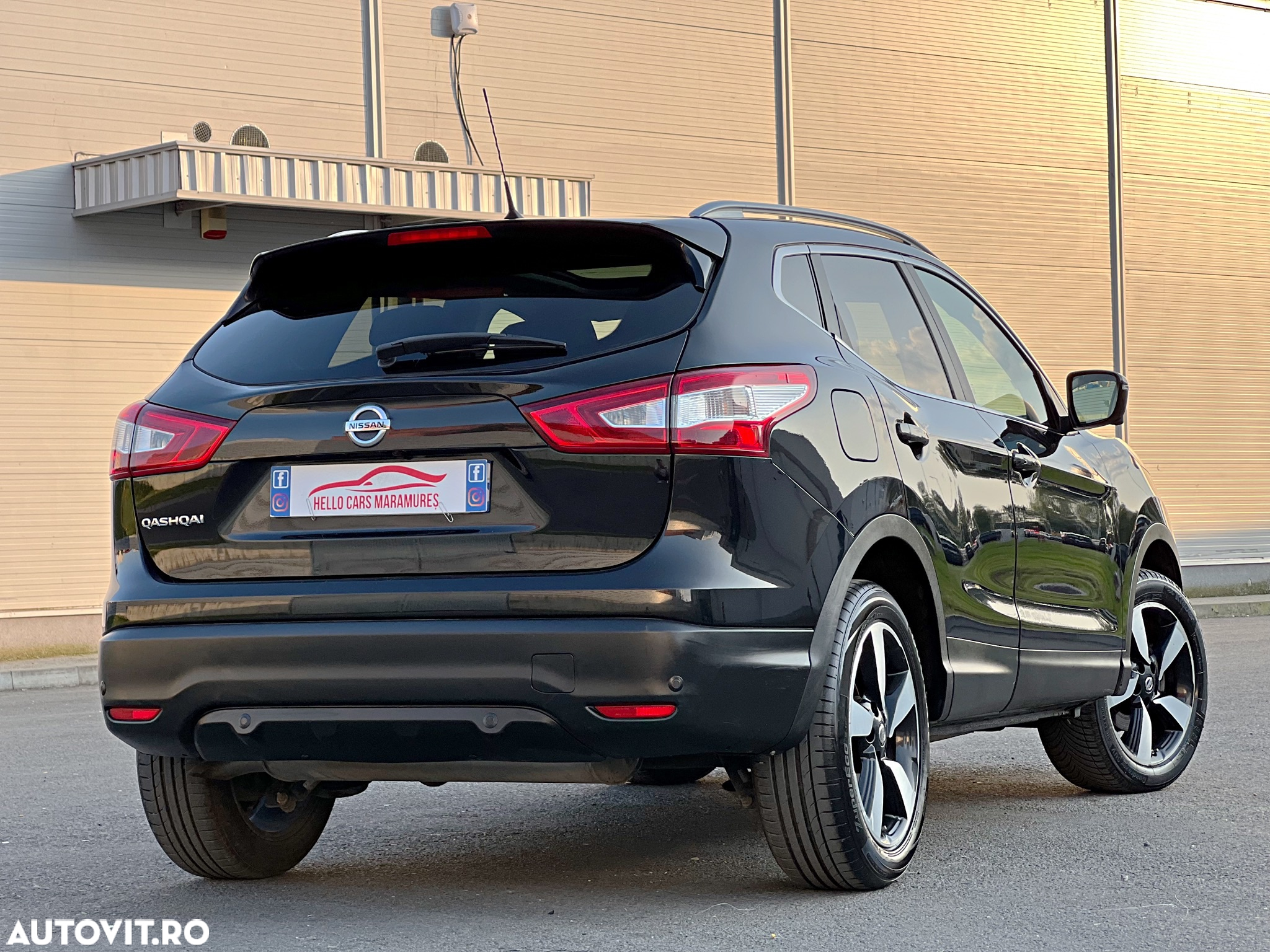 Nissan Qashqai 1.6 DCI TEKNA - 2