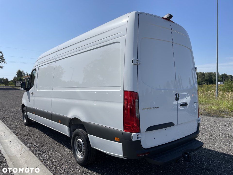 Mercedes-Benz Sprinter - 3