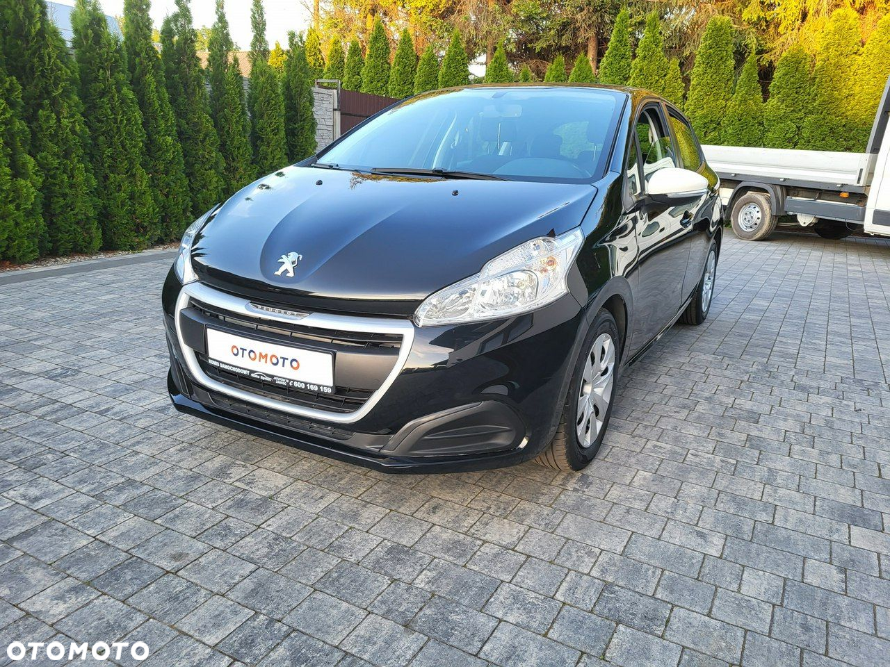 Peugeot 208 - 2
