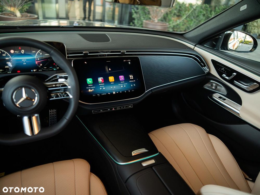 Mercedes-Benz Klasa E - 15
