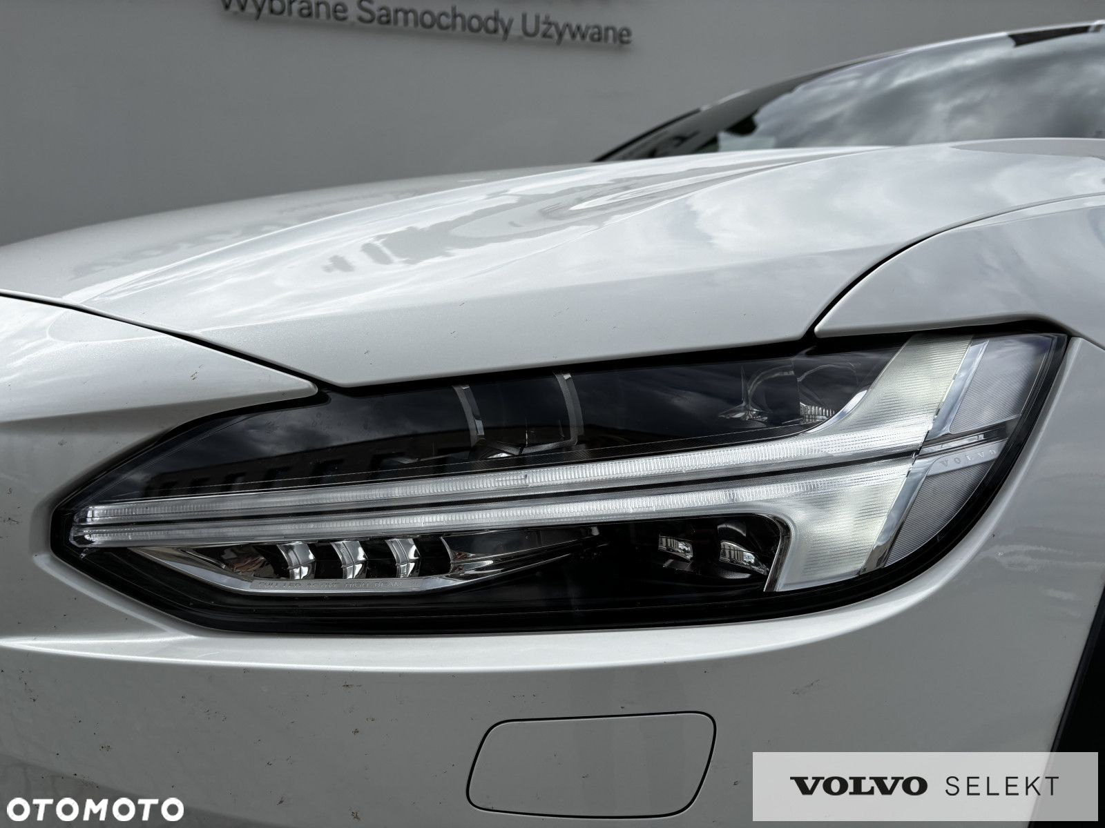 Volvo V90 Cross Country - 6