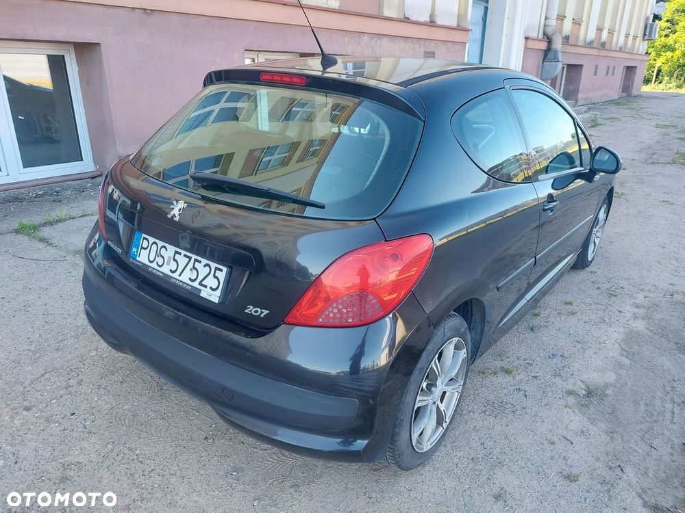 Peugeot 207 - 6