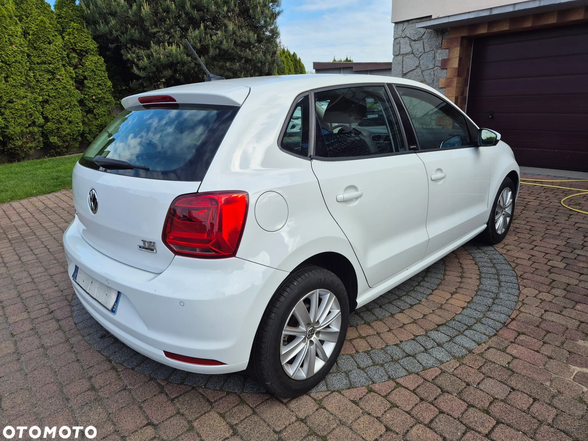 Volkswagen Polo 1.2 TSI MATCH - 3